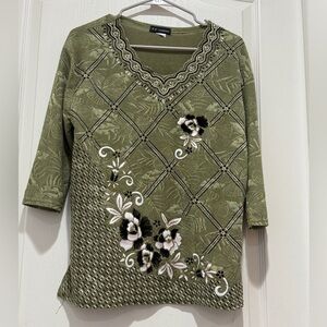 T-C Fashion Women’s Shirt